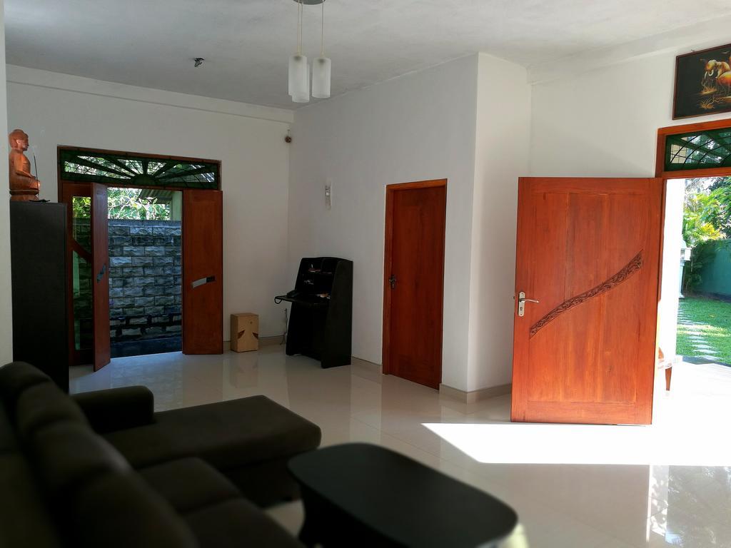 Guesthouse Dilush Beruwala Exterior foto